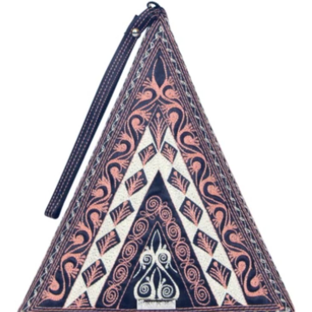 Gusi Pyramid Clutch Purse